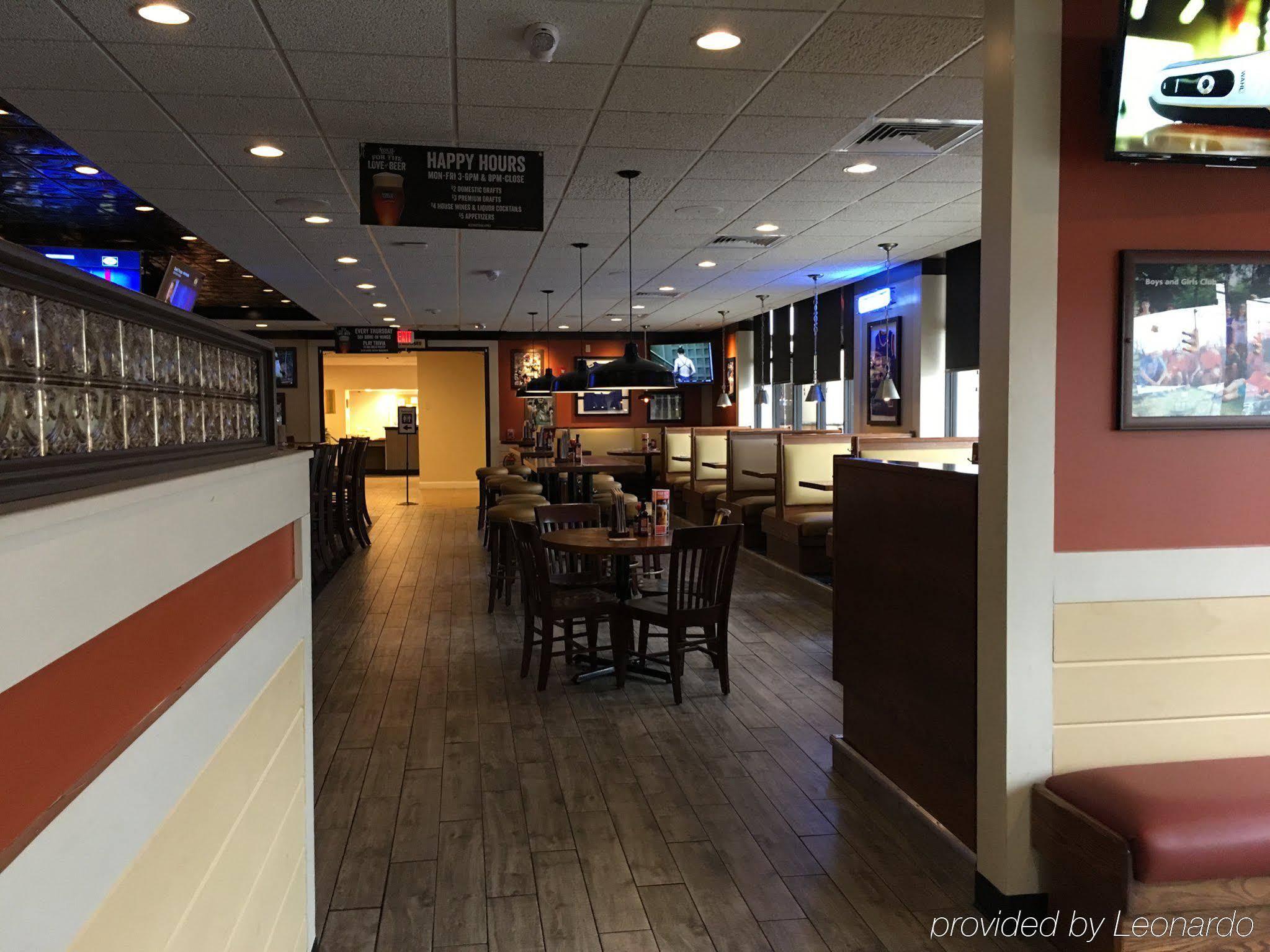 Comfort Inn & Suites Danbury-Bethel Exterior foto